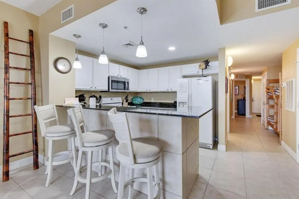 Apartment 207 West Tower Low Floor Great Views Panama City Beach United States